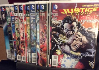 Lot Of 14 Assorted DC Justice League Comic Books - L