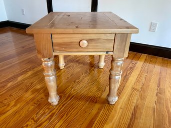 Broyhill Single Drawer Wood Side Table