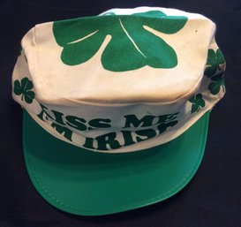 Vintage 1980s 'Kiss Me I'm Irish' Painters Hat - K