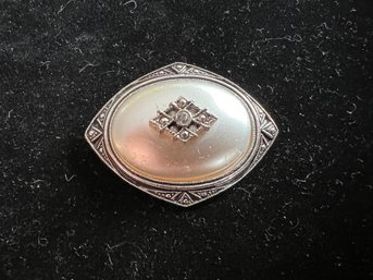 Vintage Avon Brooch