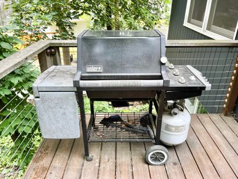 VINTAGE Weber 3 Burner Gas Grill Model 2250000 With Cover And Propane Tank