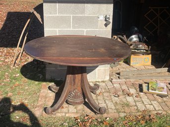 VICTORIAN OAK PEDESTAL TABLE