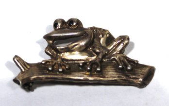 Contemporary Sterling Silver Frog On A Log Brooch