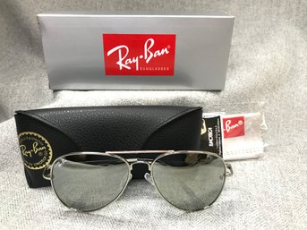 Brand New RAY BAN / RAYBAN Aviator Sunglasses - With Box, Case, Booklet & Polish Cloth - Silver Frame - Mirror