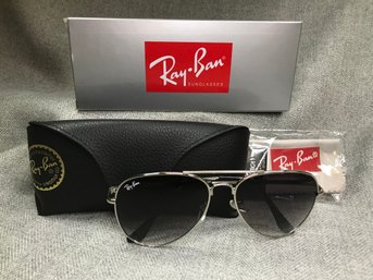 Brand New RAY BAN / RAYBAN Aviator Sunglasses - With Box, Case, Booklet & Polish Cloth - Silver / Black Lenses