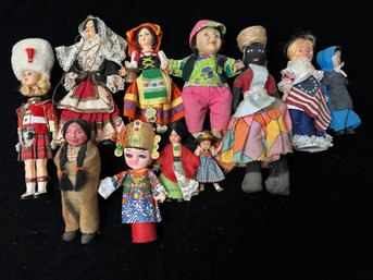 Dolls Of The World Lot