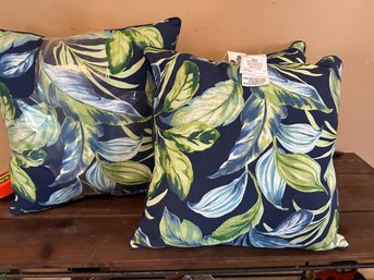 Four Polyester NEW Decorator Pillows