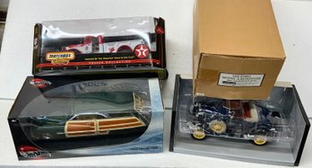 NEW IN BOXES 3 Collectible Cars ~ Hot Wheels, Matchbox & Motor City Classics ~