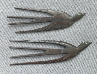 Pair Of African Kenya WoodAfrican Kenya Wood Carved Swallows Hair Picks