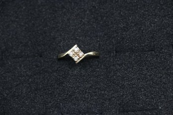 14k Yellow Gold Diamond Ring Size 7