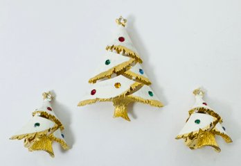 VINTAGE GOLD-TONE & WHITE ENAMEL RHINESTONE CHRISTMAS TREE SET
