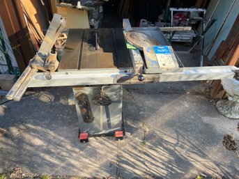 Rockwell 12' Contractors Table Saw With Rockwell Motor, Model 62-137