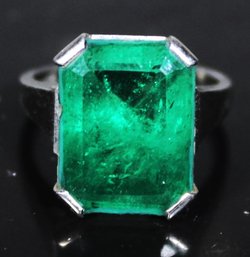 18K White Gold Art Deco Ladies Ring Very Large Emerald Stone Size 7.5