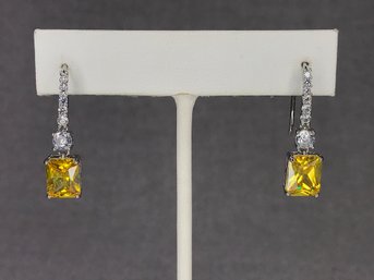 Lovely Brand New - 925 / Sterling Silver Drop Earrings With Sparkling White & Yellow Topaz - Very Pretty !