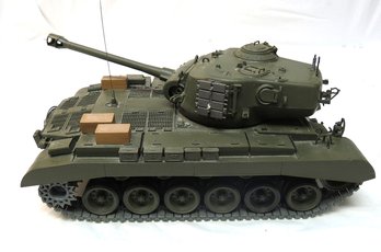 Heng Long RC Pershing Battle Tank  1/16 Real Action