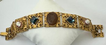 GORGEOUS VINTAGE GOLD-TONE INTAGLO, BLUE STONE, FAUX PEARL AND CAMEO LINK BRACELET
