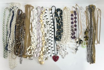 Beautiful Lot Of Costume Jewelry Necklaces