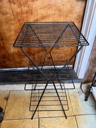 MCM Metal Wire Plant Stand