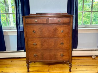 Antique Hepplewhite Style Bookmatched Flame Five Drawer Dresser