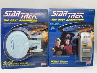 1988 Star Trek Next Generation : Die Case U.S.S Enterprise Starship And A Phaser Weapon. By Galoob.