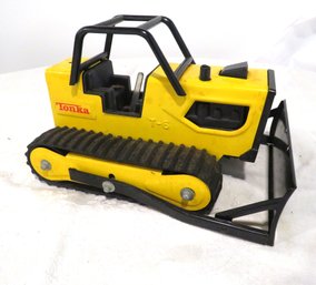 Vintage Tonka Pressed Steel T-6 Bulldozer Construction Toy