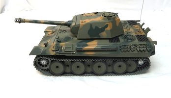 Heng Long RC German Panther Battle Tank  1/16 Real Action 2 Of 2