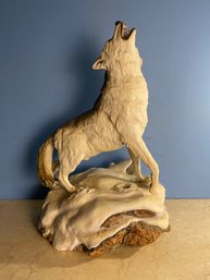 Franklin Mint Arctic Wolf Signed Porcelain Figure