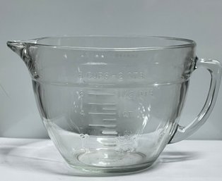 Extra Large Anchor Hocking Measuring Cup (bowl)