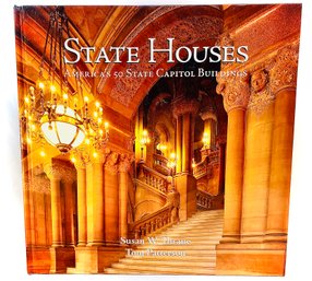 State Houses: Americas 50 State Capitol Buildings By Susan W. Thrane & Tom Patterson