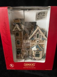 LEMAX Village Collection Christmas Village Memorial Grade School Collectible