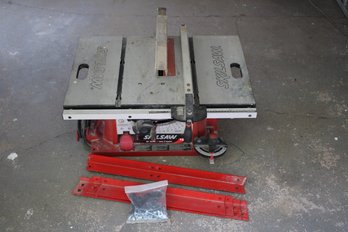 Skilsaw 10' 15 Amp Table Saw