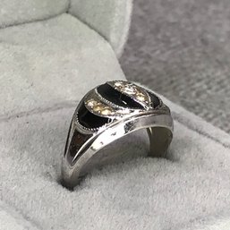 Very Nice Sterling Silver / 925 Ring With Black Enamel And Vintage Rhinestones - Nice Vintage Piece - Nice !