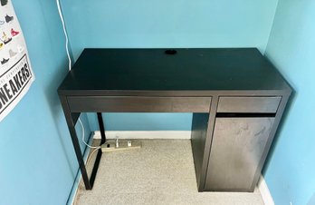 Black Wood Computer/Work Desk - CONTENTS NOT INCLUDED