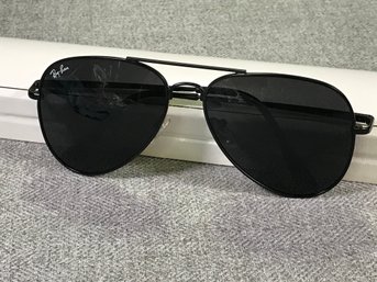 Brand New / RAY BAN / RAYBAN Aviator Sun Glasses - Black  Black - Made In Italy - Never Worn - No Box No Case