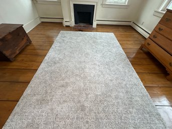 A Pretty Plush Grey Area Rug, 6'6' X 9'