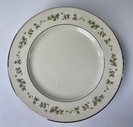 Lenox Brookdale Dinner Plates (8)