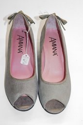 Amiana Pewter Metallic Suede Adult Shoes Size 5B (35)