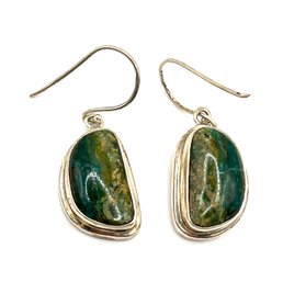 Vintage Sterling Silver Green Gold Color Stone Dangle Earrings