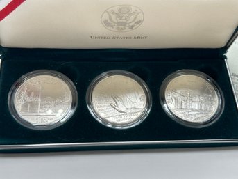 1994 U.S. Veterans Commemorative Silver Dollar Set Uncirculated