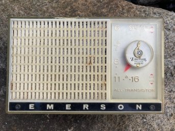 Emerson 555 'the All-American' Pocket Radio All Transistor