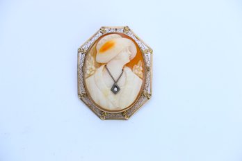 14k White Gold Carved Cameo Pin Brooch