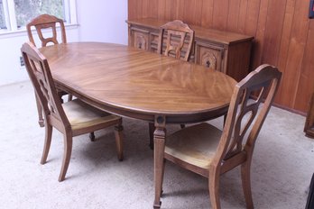 Stanley Furniture Oak Table And 4 Chairs