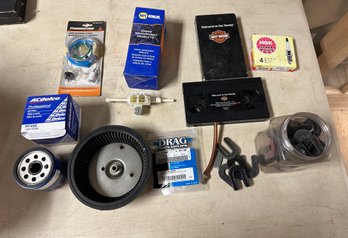 Treasure Lot Motor Harley Davidson Music, Oil Filter, Engine Motor, Spark Plugs 4 & More. LP/D4