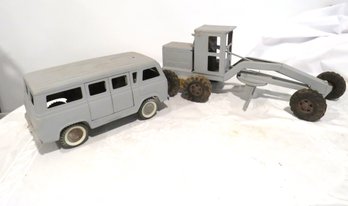 2 Vintage Nylint Bus And Marx Construction Grader Truck Pressed Steel