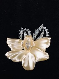 Nolan Miller Glamour Collection Pin Brooch 325