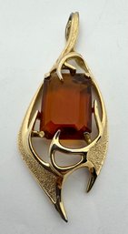 VINTAGE SIGNED SARAH COV GOLD-TONE AMBER GLASS PENDANT