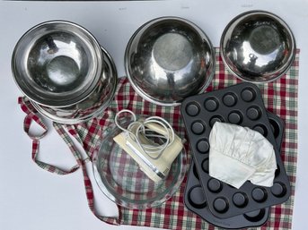 Expansive Baking Lot  With Pyrex Glass Pie Dishes, 4 SS Mixing Bowls & Red Checkered Apron - Lot 1