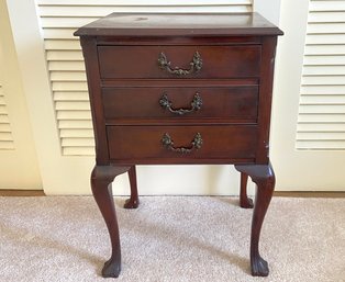Imperial Furniture Sheraton Style Mahogany Bed Side Table