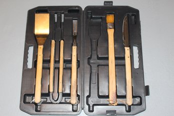 Grill Tools W Case