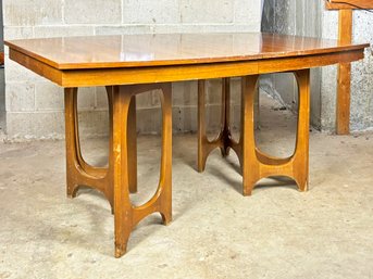 A Mid Century Modern Sculpted Pedestal Dining Table In Walnut C. 1960s By Young Manufacturing